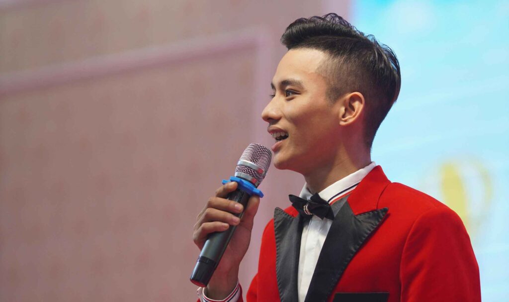 Other Ways to Say “I Look Forward to Speaking With You